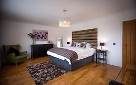 Langley Cottage Retreat Sleeps 2 Long Stay 20-Min To Banniskirk Hub